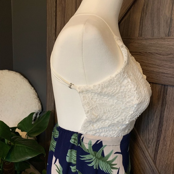 Cross Strap Open-back, High-Low Dress Small - Picture 4 of 11